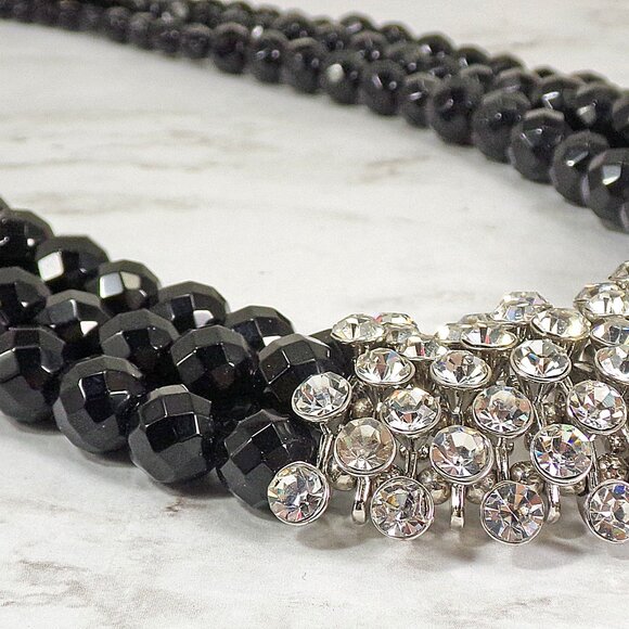 Large clear crystal statement necklace with 3 rows of black glass beads - Picture 8 of 8